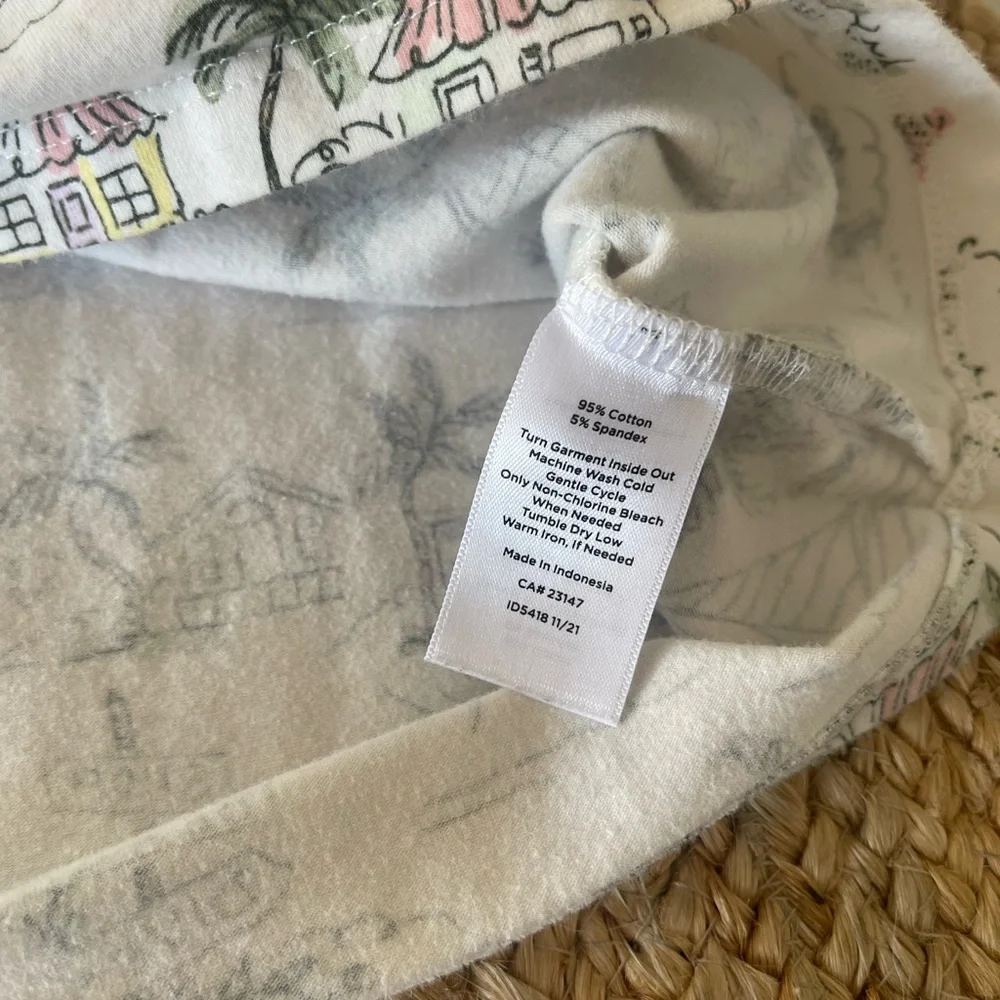 Cute Talbots coastal print tee 🌴 - Picture 4 of 8